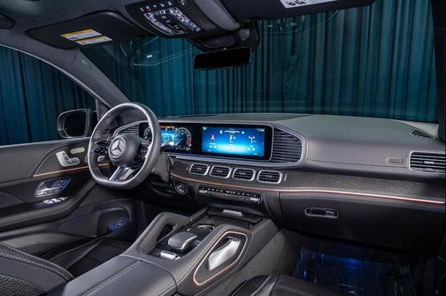 2026 Mercedes-Benz GLS 580 4MATIC