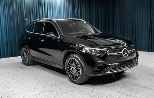2025 Mercedes-Benz GLC 300 Base