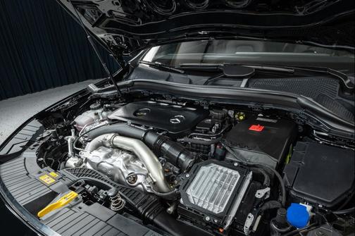 2025 Mercedes-Benz GLA 250 4MATIC