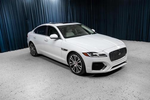 2021 Jaguar XF SE P250 RWD Automatic