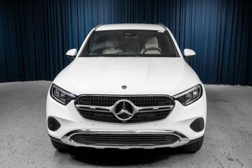 2025 Mercedes-Benz GLC 350e Base