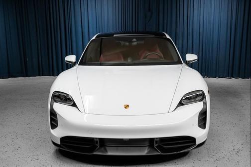2021 Porsche Taycan Turbo