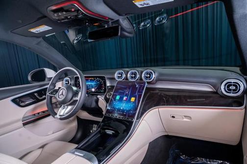 2026 Mercedes-Benz GLC 300 Base