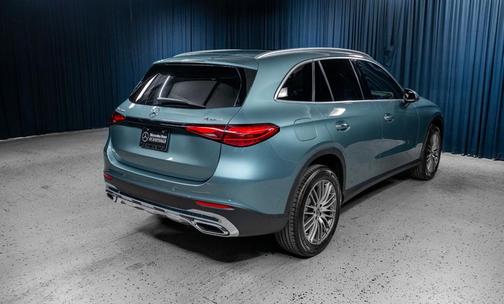 2026 Mercedes-Benz GLC 300 4MATIC