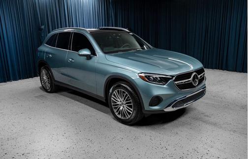 2026 Mercedes-Benz GLC 300 4MATIC