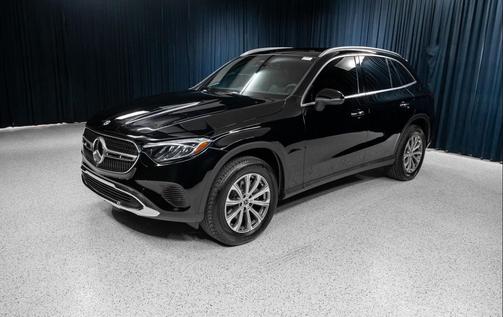 Black 2026 Mercedes-Benz GLC 300 4MATIC