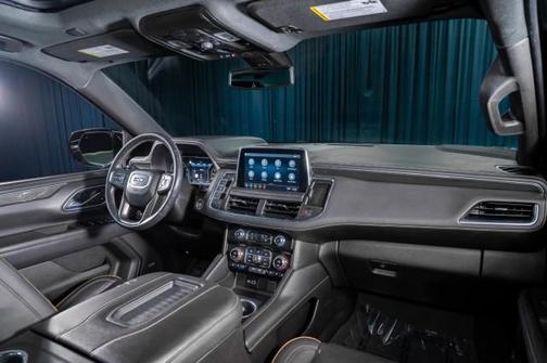 2021 GMC Yukon 4WD AT4