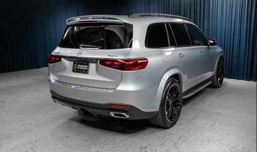 2026 Mercedes-Benz GLS 580 4MATIC