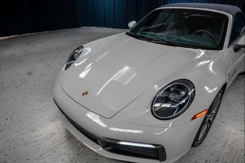 2023 Porsche 911 Carrera 4S Cabriolet