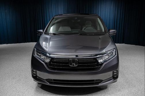 Modern Steel Metallic 2023 Honda Odyssey Elite