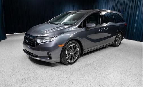 Modern Steel Metallic 2023 Honda Odyssey Elite
