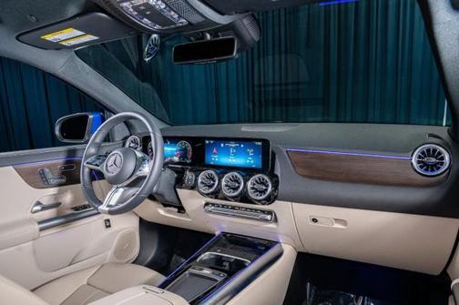 2025 Mercedes-Benz GLA 250 Base