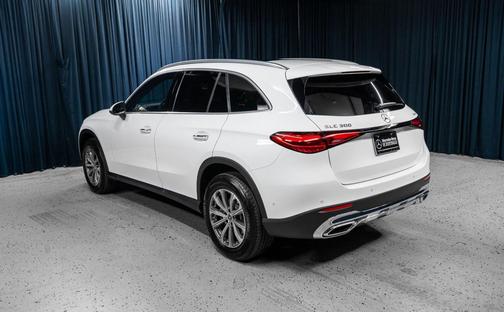 Polar White 2026 Mercedes-Benz GLC 300 4MATIC