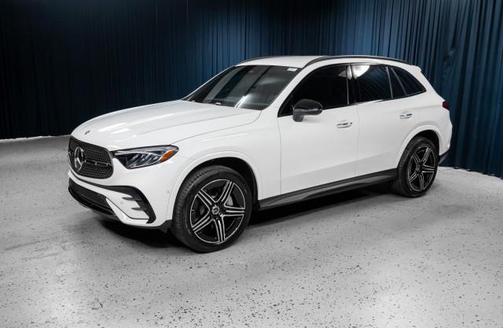 2026 Mercedes-Benz GLC 300 Base
