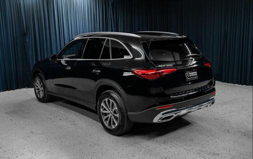 2026 Mercedes-Benz GLC 300 Base