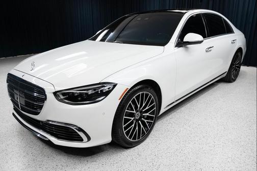 MANUFAKTUR Moonlight White Metallic 2024 Mercedes-Benz S-Class 4MATIC