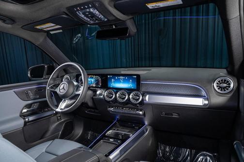 Night Black 2026 Mercedes-Benz GLB 250 4MATIC