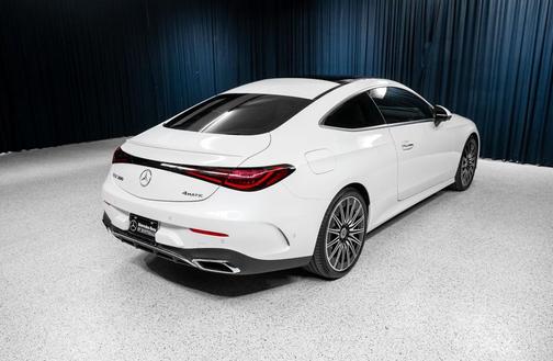 MANUFAKTUR Moonlight White Metallic 2026 Mercedes-Benz CLE 300 4MATIC Coupe