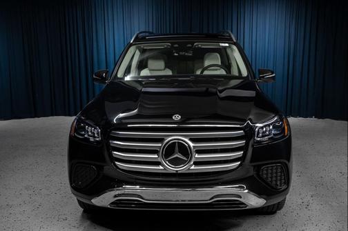 2026 Mercedes-Benz GLS 450 4MATIC