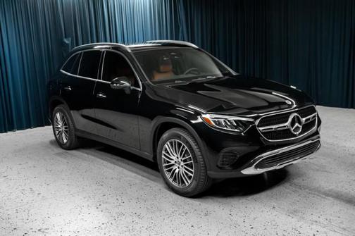 2025 Mercedes-Benz GLC 300 Base