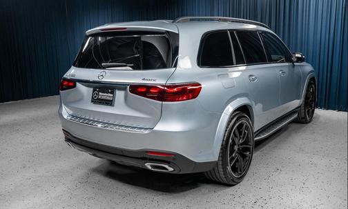 2026 Mercedes-Benz GLS 580 4MATIC