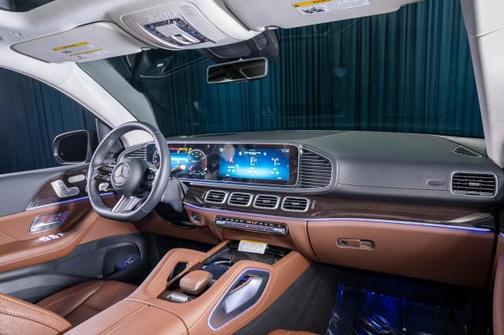 2025 Mercedes-Benz GLS 450 4MATIC