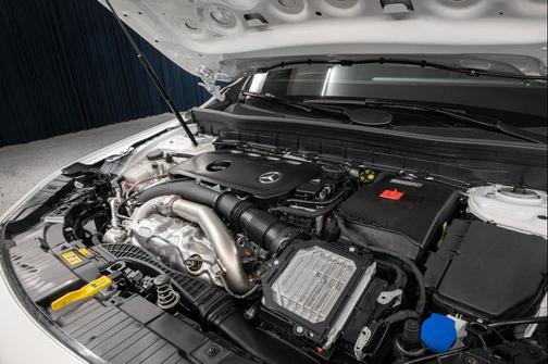 2025 Mercedes-Benz GLB 250 Base