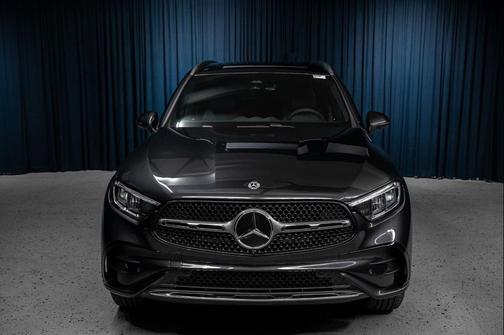 2026 Mercedes-Benz GLC 300 Base