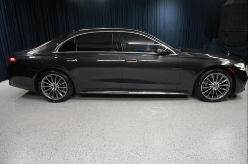 Graphite Grey Metallic 2026 Mercedes-Benz S-Class S 580 4MATIC