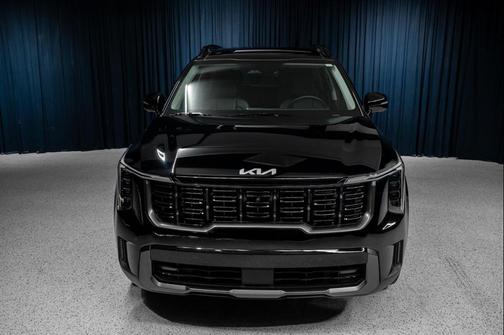 Ebony Black 2024 Kia Sorento SX