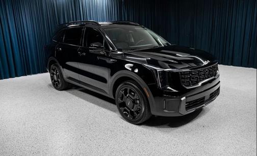 Ebony Black 2024 Kia Sorento SX