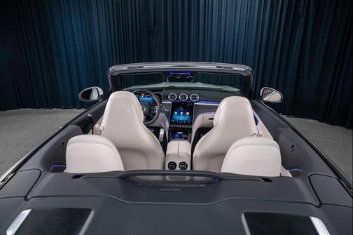 Polar White 2026 Mercedes-Benz CLE 450 4MATIC