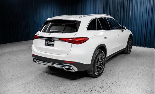 2026 Mercedes-Benz GLC 300 Base