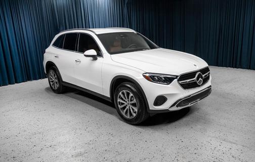 Polar White 2026 Mercedes-Benz GLC 300 Base
