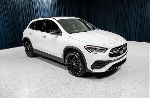 Polar White 2023 Mercedes-Benz GLA 250 Base