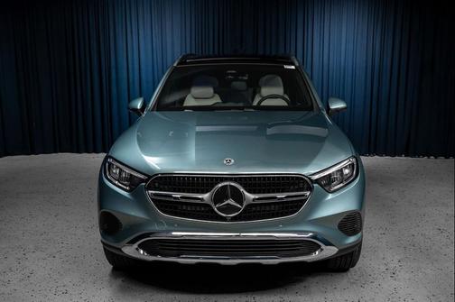 2026 Mercedes-Benz GLC 300 Base