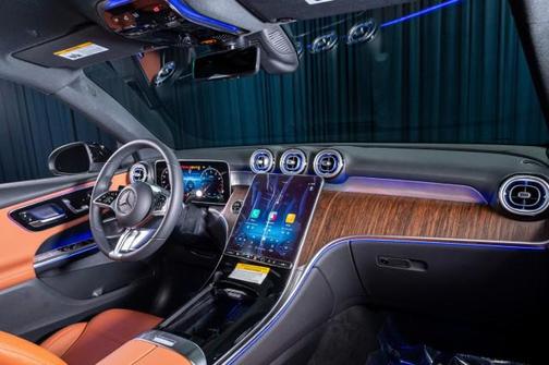 2025 Mercedes-Benz GLC 300 Base