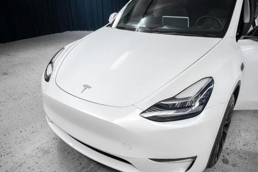 2021 Tesla Model Y Long Range Dual Motor All-Wheel Drive