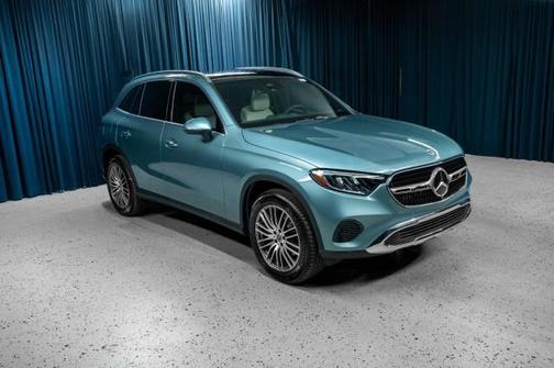 2026 Mercedes-Benz GLC 300 Base
