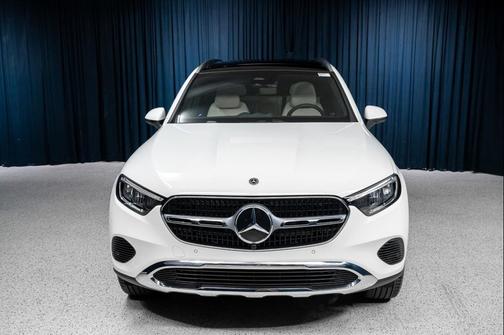 Polar White 2026 Mercedes-Benz GLC 300 4MATIC