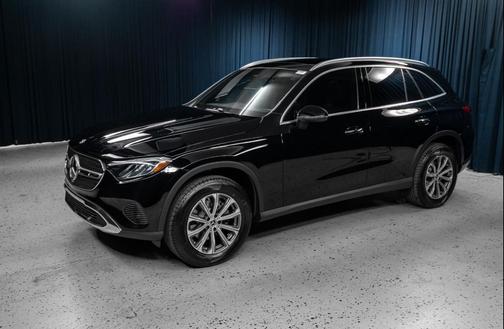 2026 Mercedes-Benz GLC 300 Base