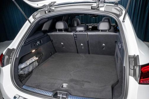 2025 Mercedes-Benz GLC 350e Base