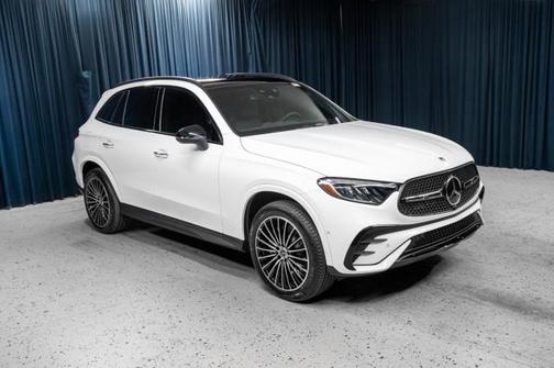 2025 Mercedes-Benz GLC 350e Base