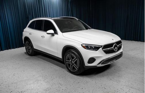 Polar White 2026 Mercedes-Benz GLC 300 Base