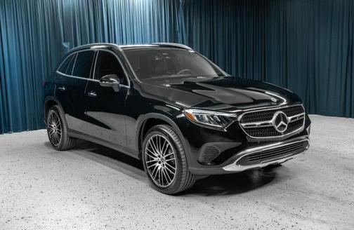 2025 Mercedes-Benz GLC 300 Base