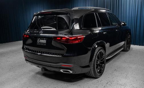 2026 Mercedes-Benz GLS 580 4MATIC
