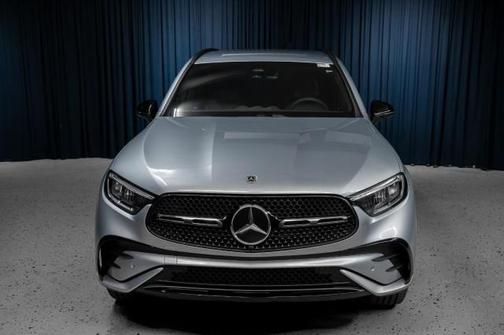 2026 Mercedes-Benz GLC 300 Base