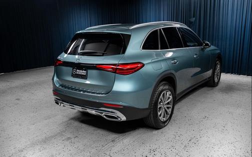Verde Silver Metallic 2026 Mercedes-Benz GLC 300 Base