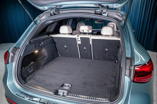 Verde Silver Metallic 2026 Mercedes-Benz GLC 300 Base