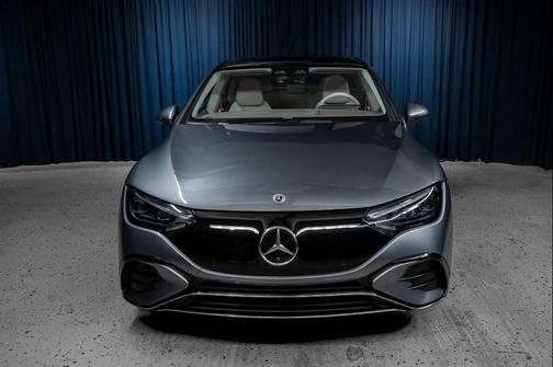 Selenite Grey Metallic 2023 Mercedes-Benz EQE 350+ Base